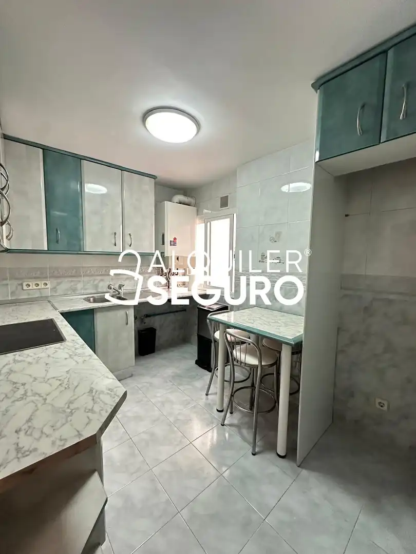 Cocina de Piso de alquiler en Alcorcón con Aire acondicionado y Calefacción