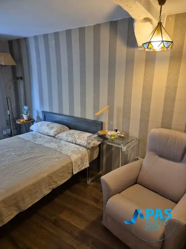 Bedroom of Flat for rent in Santander  with Air Conditioner, Heating and Balcony