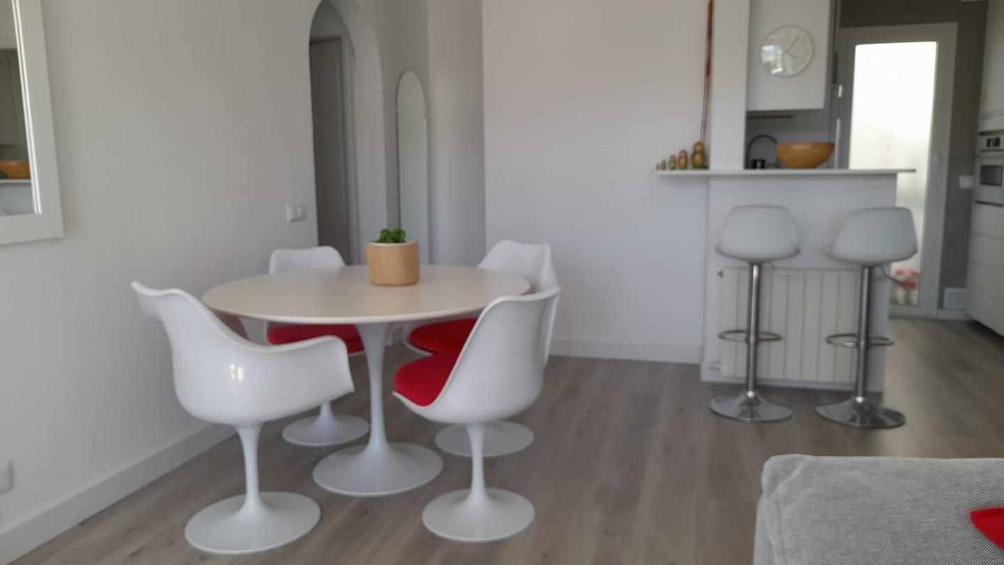Flat for sale in De Les Flors, Ametllers - Poble-Sec