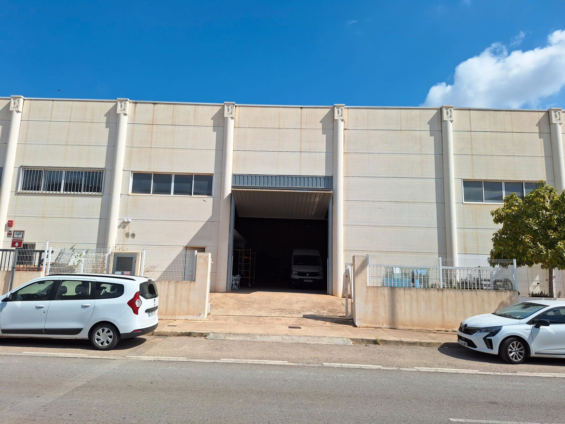 Nau industrial en venda a Carrer de Loriguilla, Barrio de Benicalap