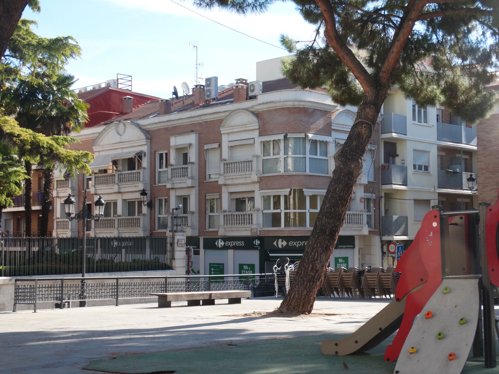 Vista exterior de Apartamento en venta en Guadalajara Capital con Calefacción