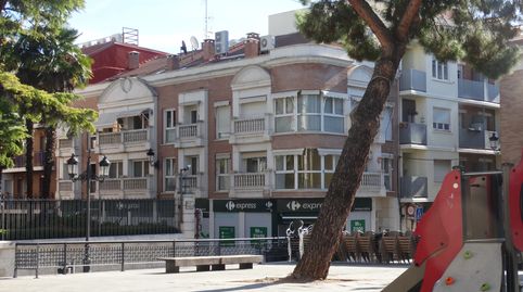 DOMUS Vende precioso apartamento en la Plaza de la Diputación.