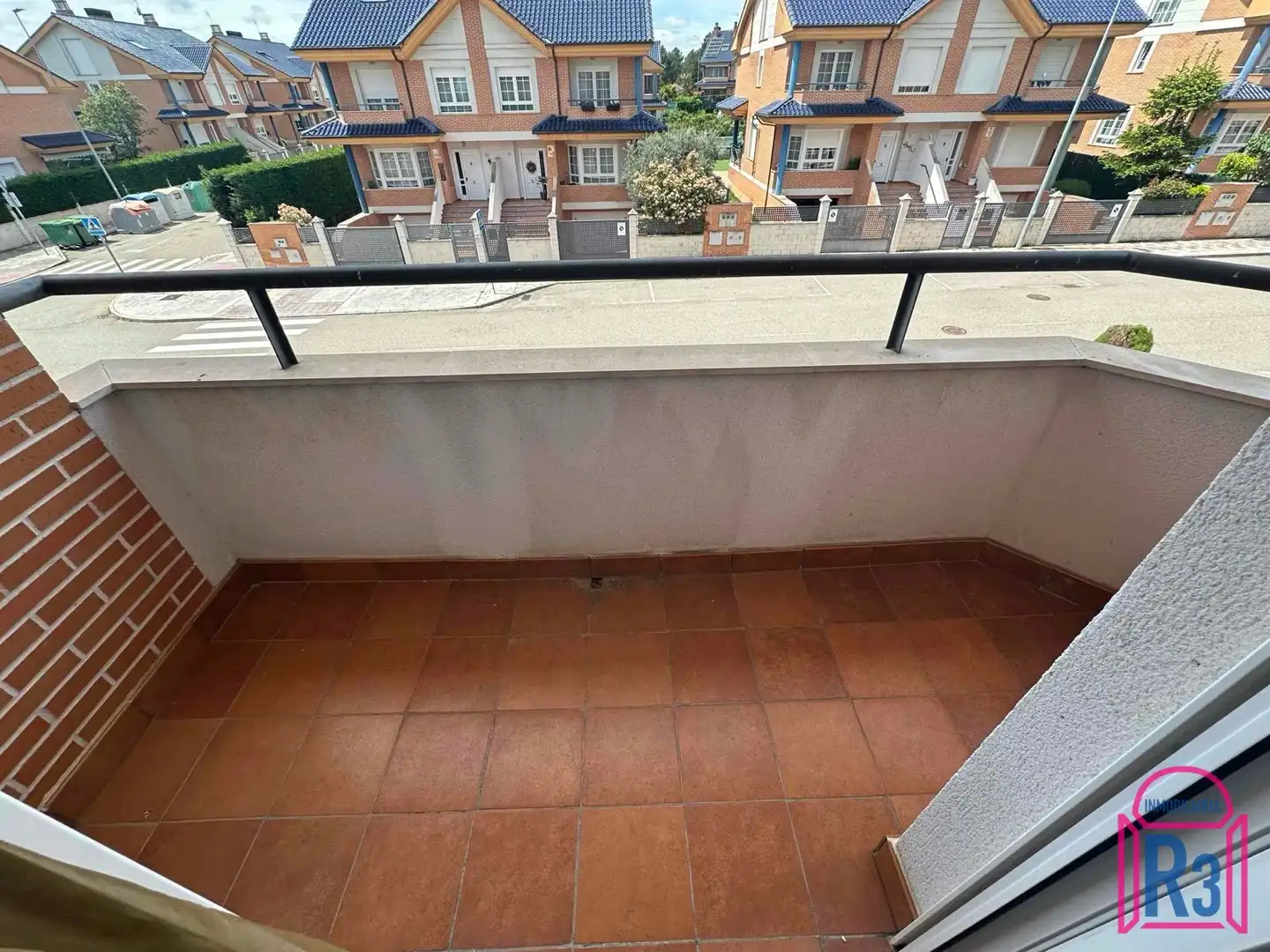 Terraza de Casa adosada en venta en Villaquilambre con Calefacción, Piscina y Amueblado