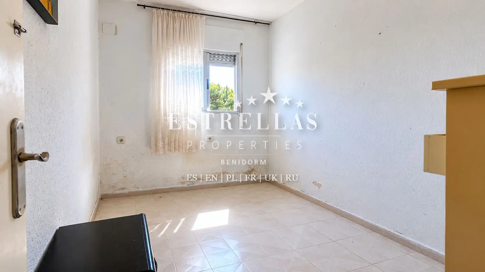 Dormitori de Apartament en venda en L'Alfàs del Pi amb Aire condicionat, Jardí privat i Terrassa