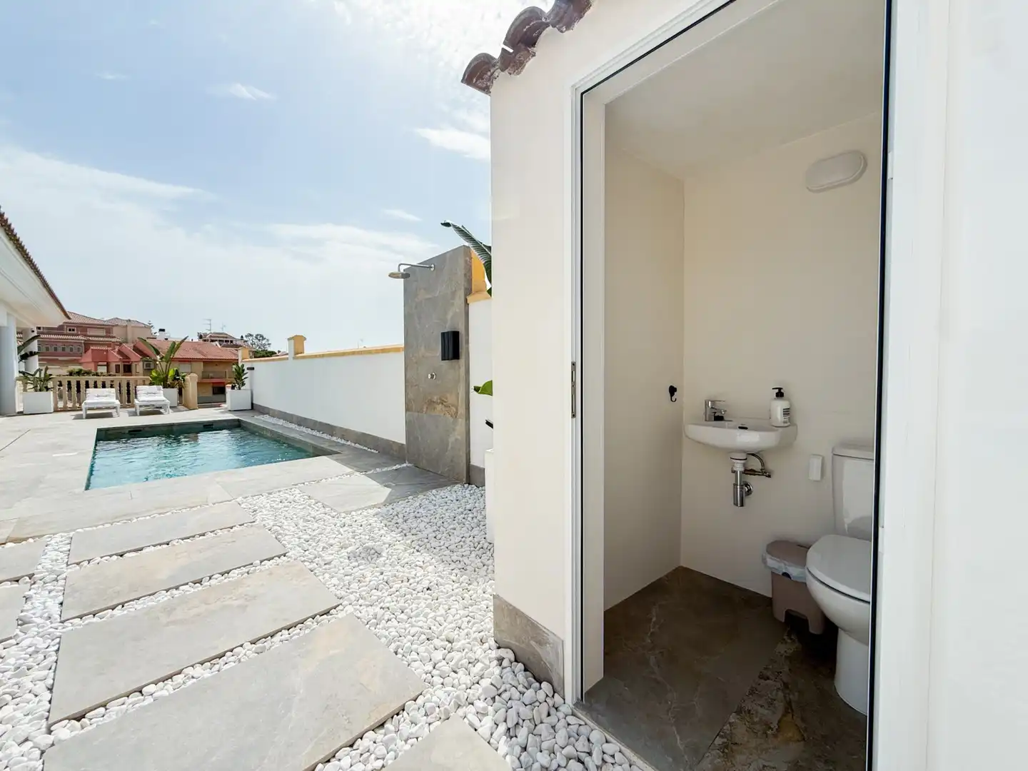 Duplexes for sale in Calarreona