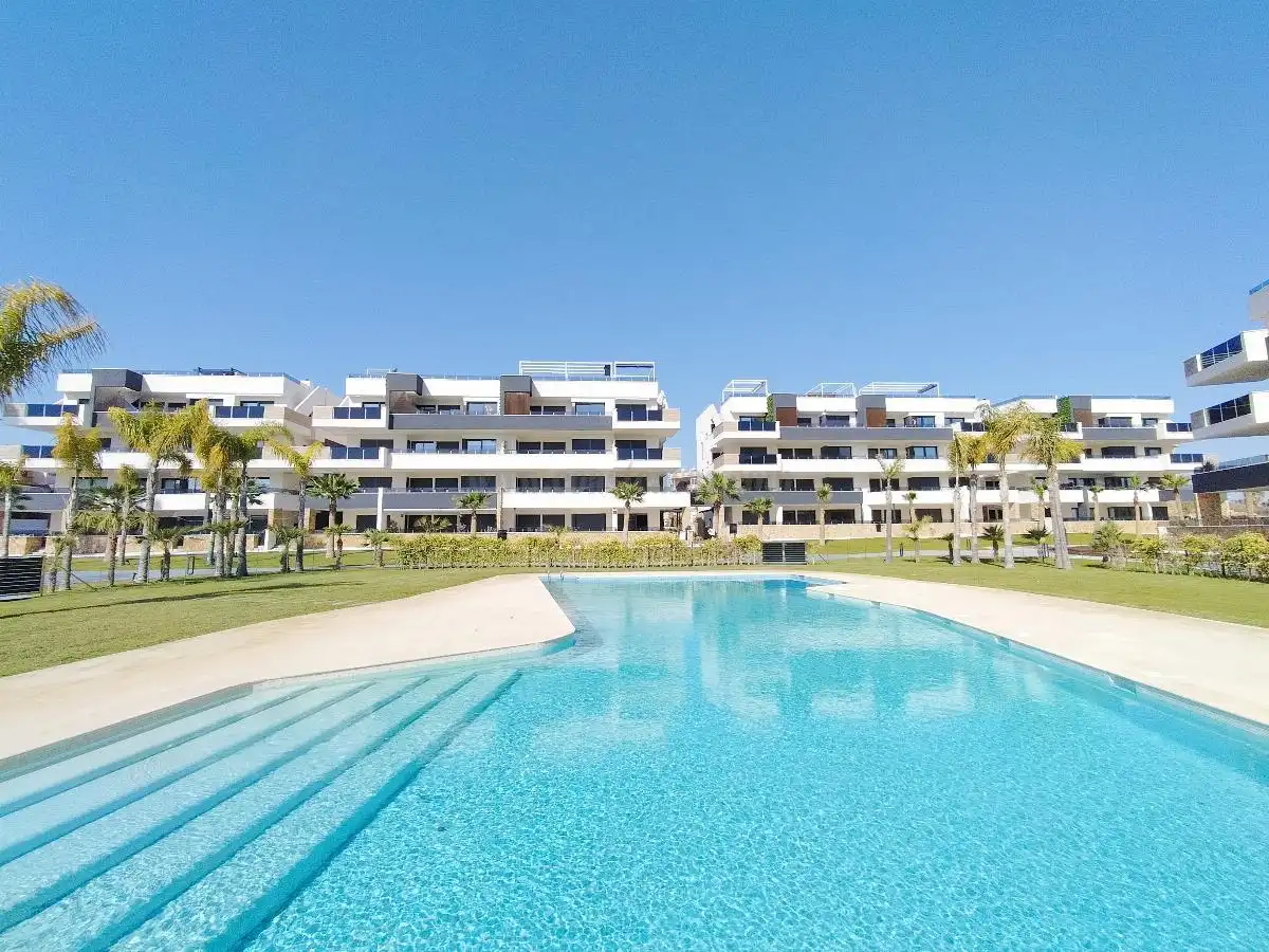 Apartamento con piscina en venta en Orihuela Costa, imagen 39