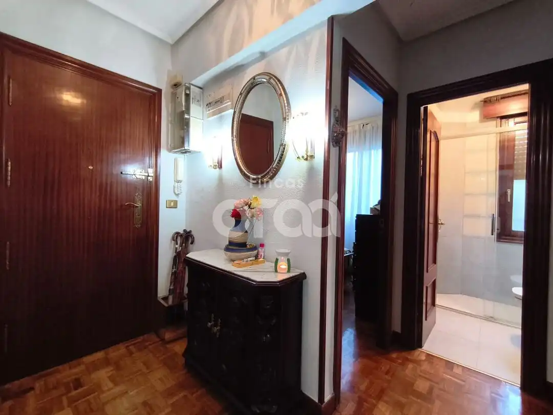 Piso en venta en Santurtzi  con Calefacción