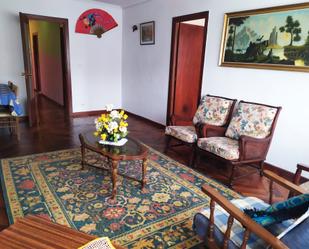 Living room of Flat to rent in Villarcayo de Merindad de Castilla la Vieja  with Heating, Furnished and Oven