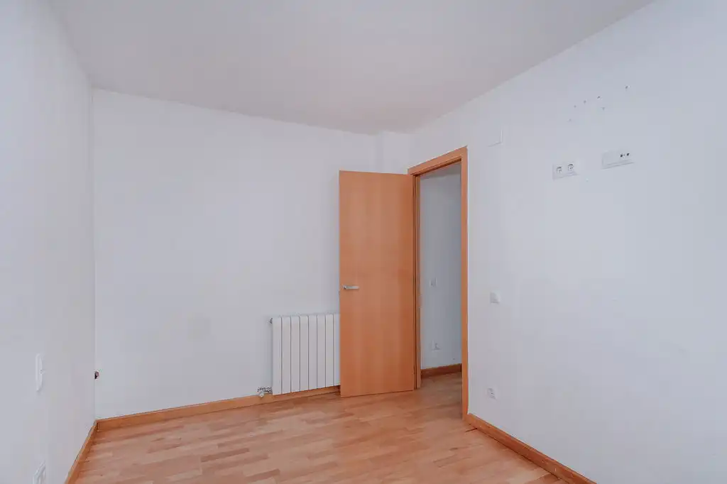 Bedroom of Apartments for sale in Girona  with Storage room