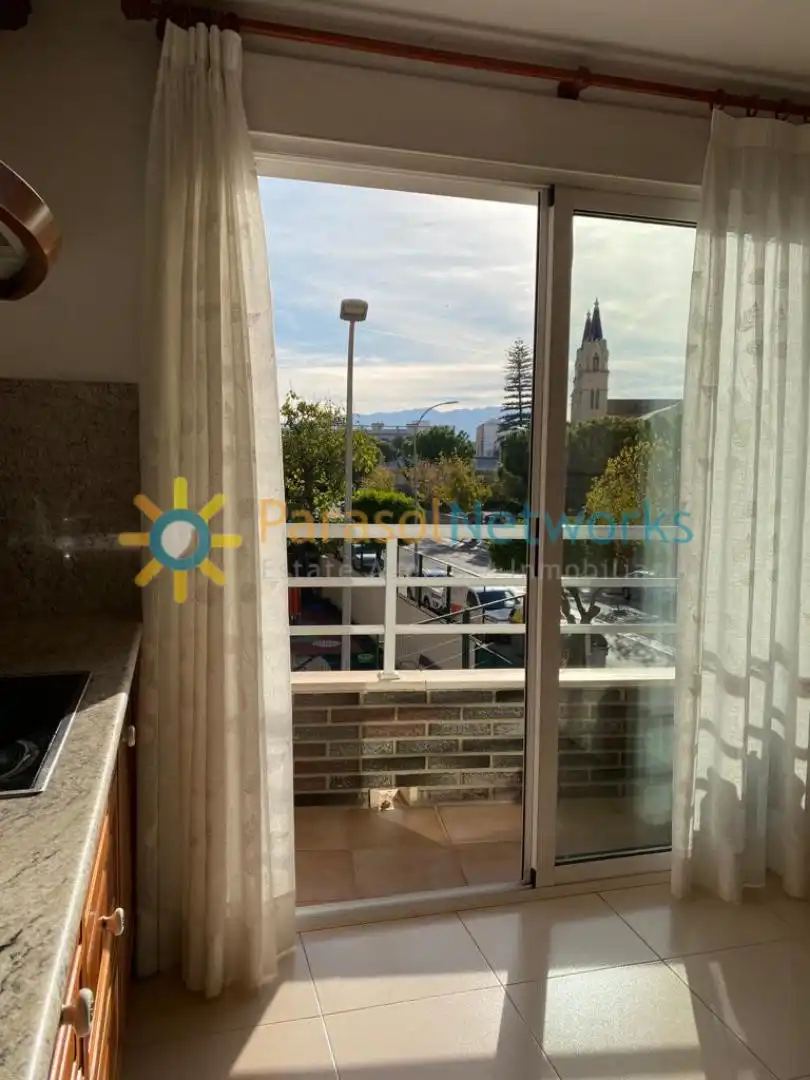 Vista exterior de Piso de alquiler en Gandia con Horno y Balcón