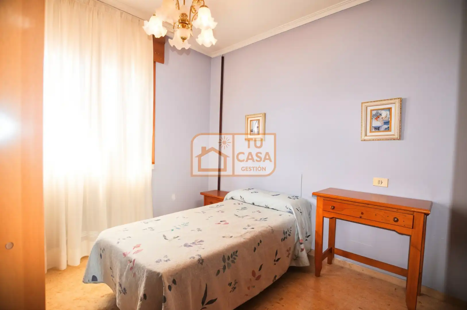 Habitación de Piso de alquiler en Cáceres con Calefacción, Terraza y Amueblado