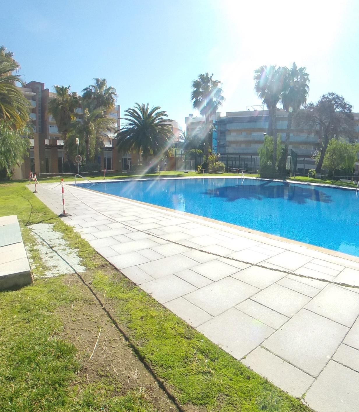 Piscina de Piso en venta en Salou con Aire acondicionado, Jardín privado y Terraza