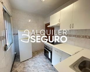 Cuina de Pis de lloguer en  Madrid Capital amb Calefacció