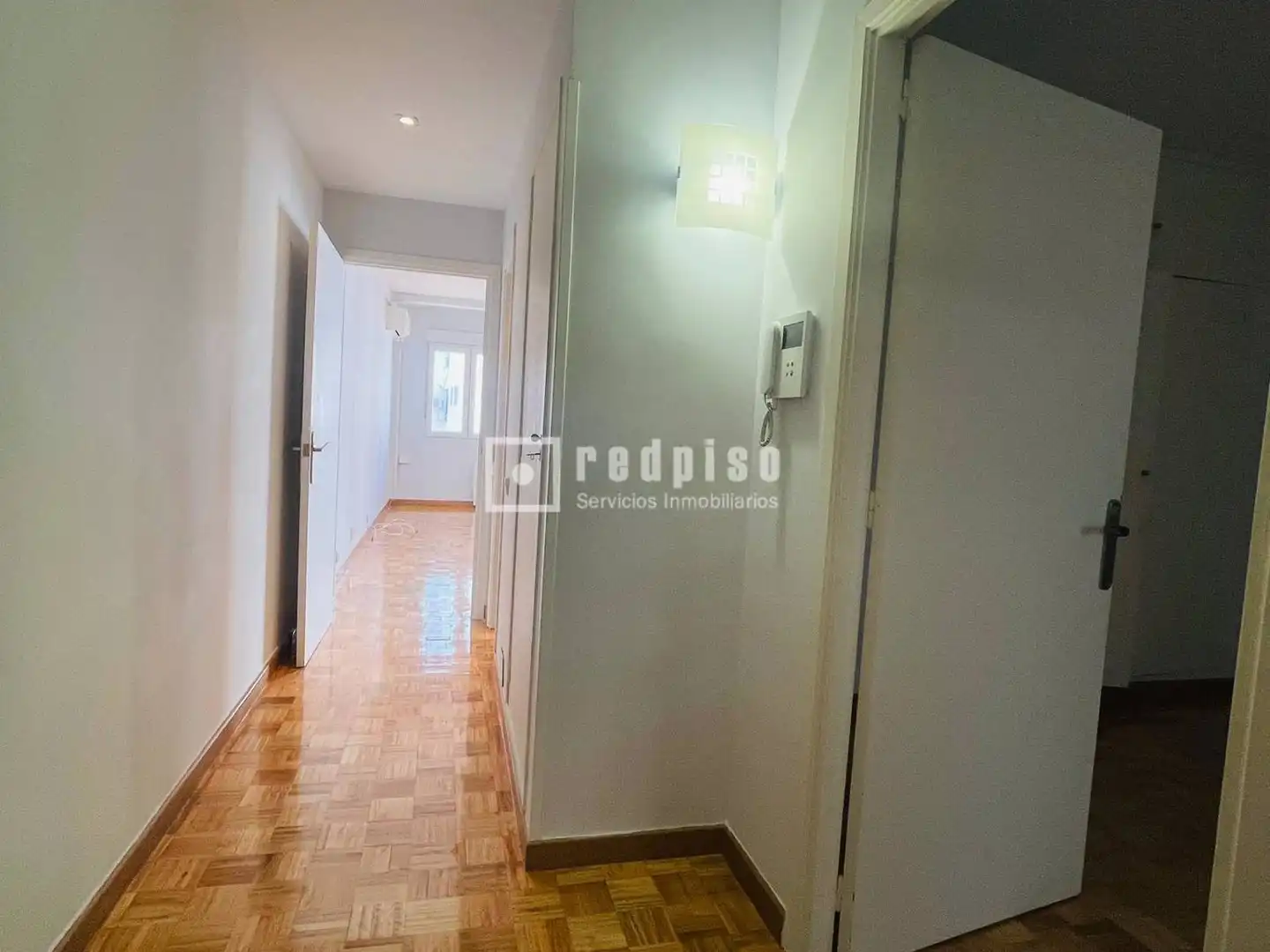 Piso de alquiler en Madrid con Calefacción y Terraza