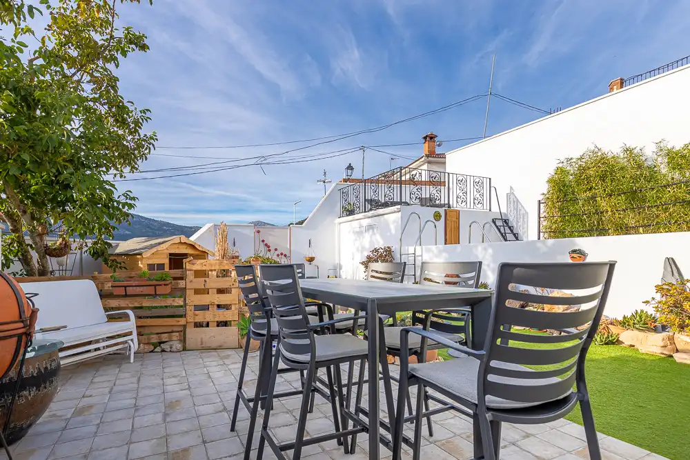 Garden of Country homes for sale in Alfarnatejo  with Air Conditioner, Heating and Private garden