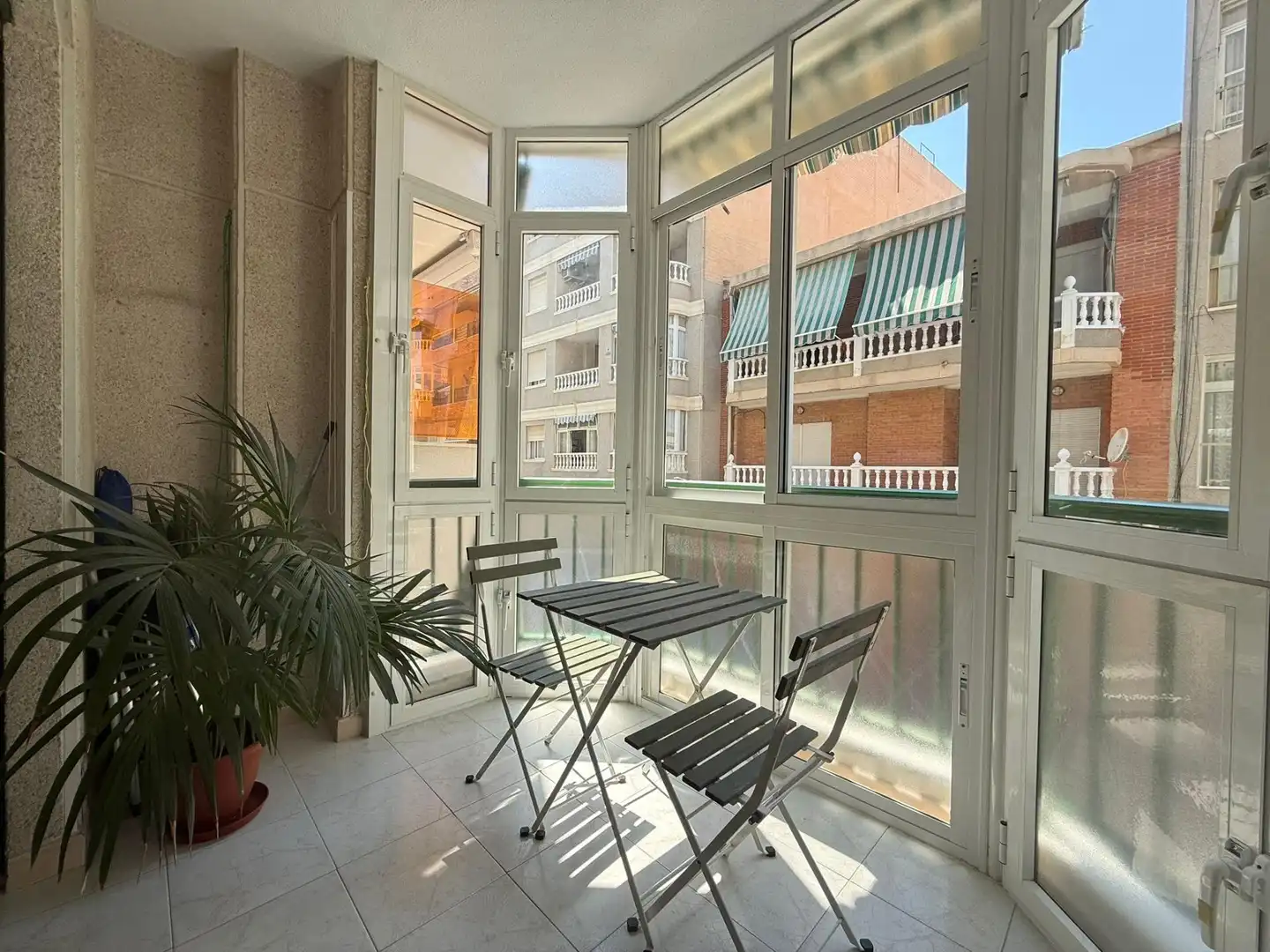 Terrasse von Wohnung zum Verkauf in Torrevieja mit Balkon