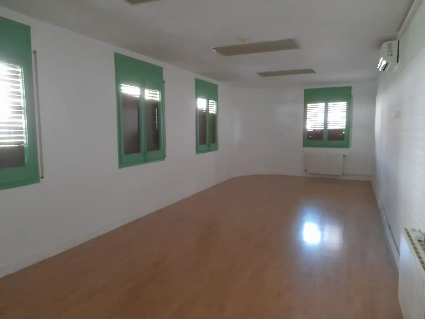 Oficina de alquiler en El Centre