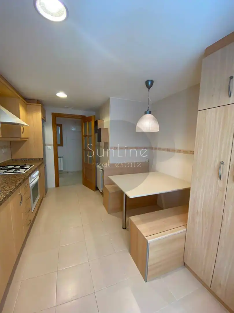 Kitchen of Flat for rent in Valencia  with Air Conditioner, Terrace and Storage room