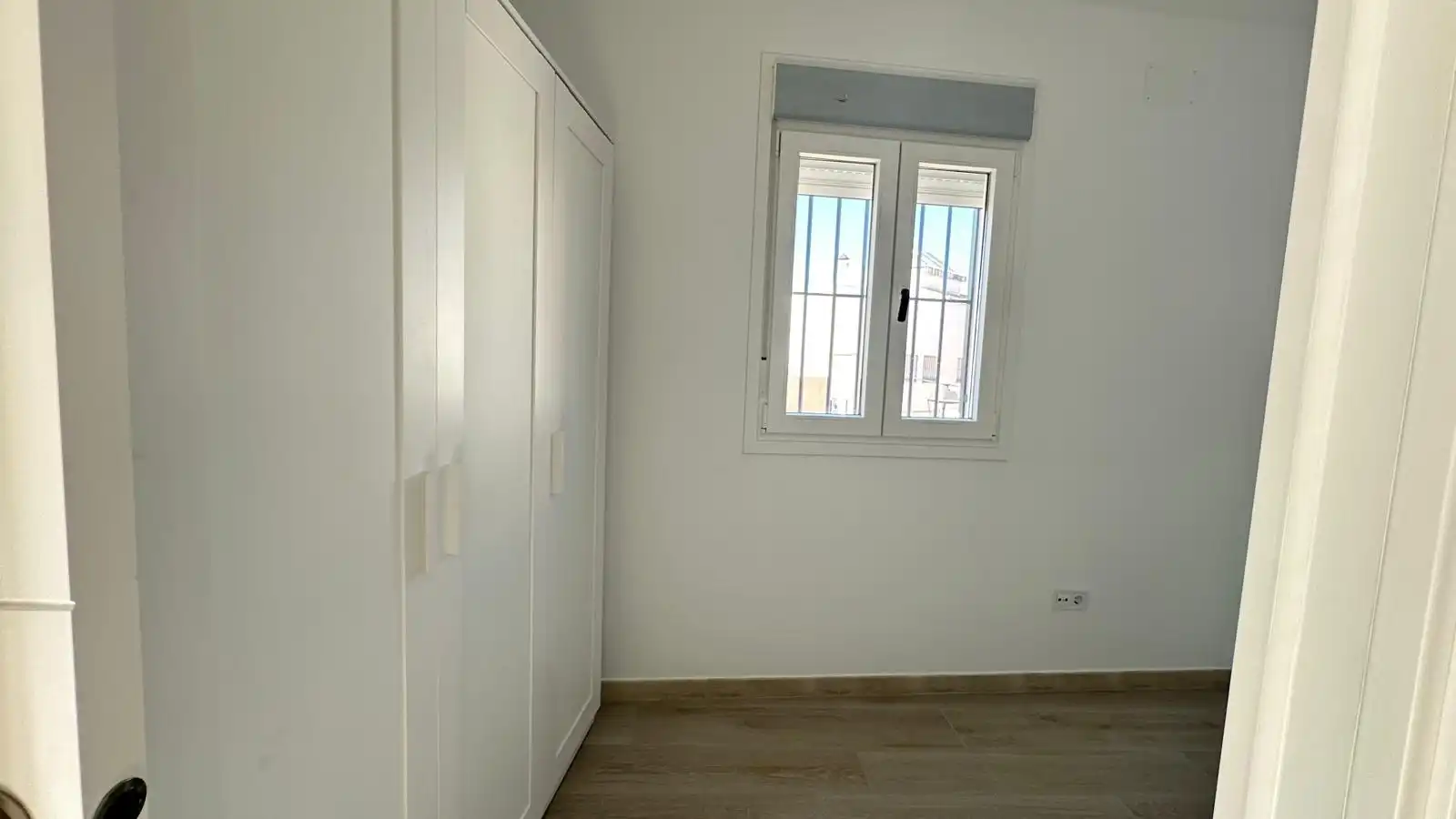Habitación de Piso de alquiler en Valencina de la Concepción con Aire acondicionado, Calefacción y Terraza