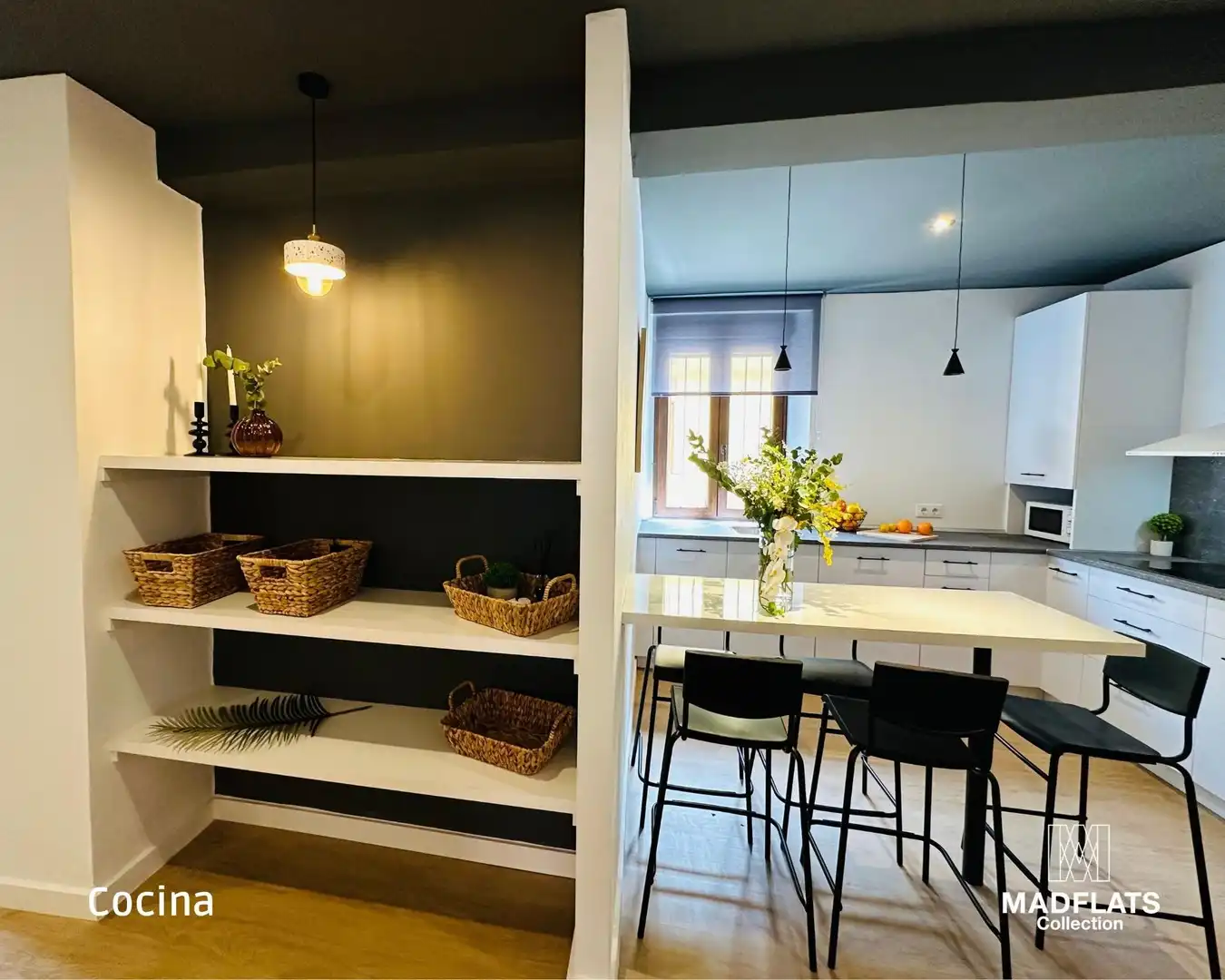 Habitació a Calle de David Herrero, 12, San Antonio