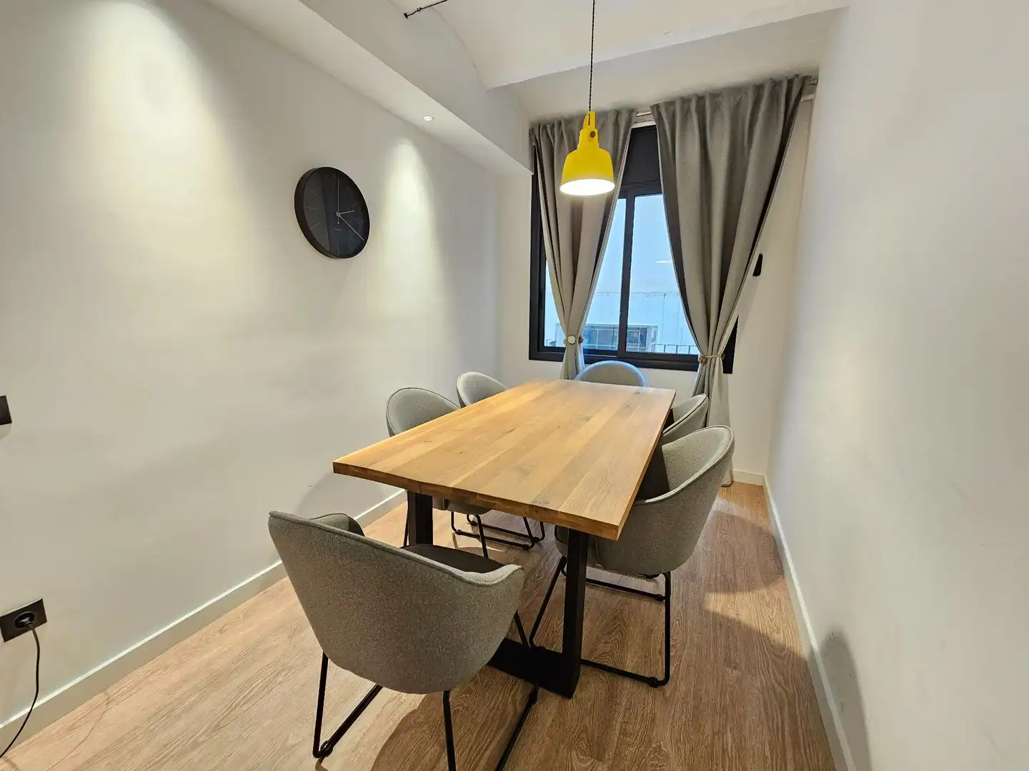 Dining room of Flat for rent in Barcelona  with Air Conditioner and Furnished