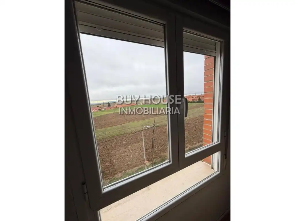 Piso en venta en Cedillo del Condado