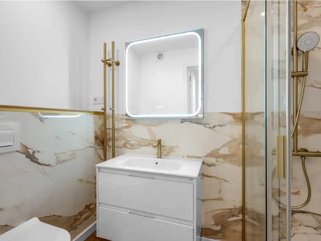 Bathroom of Apartments for sale in Torrevieja  with Air Conditioner, Terrace and Furnished
