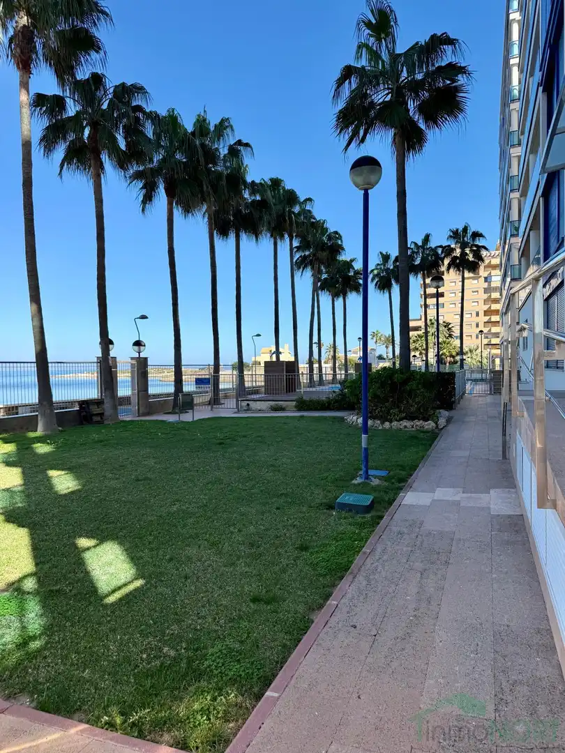 Außenansicht von Dachboden zum Verkauf in La Manga del Mar Menor mit Terrasse, Möbliert und Gemeinschaftspool