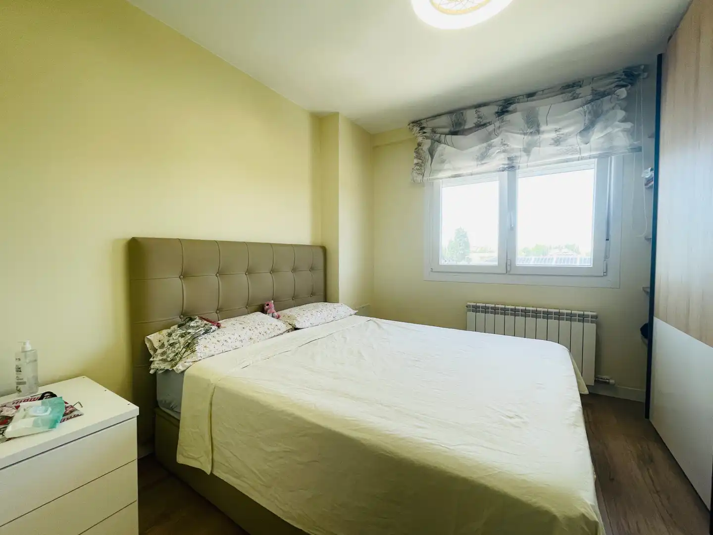 Bedroom of Flat for sale in Cadrete  with Air Conditioner, Heating and Private garden