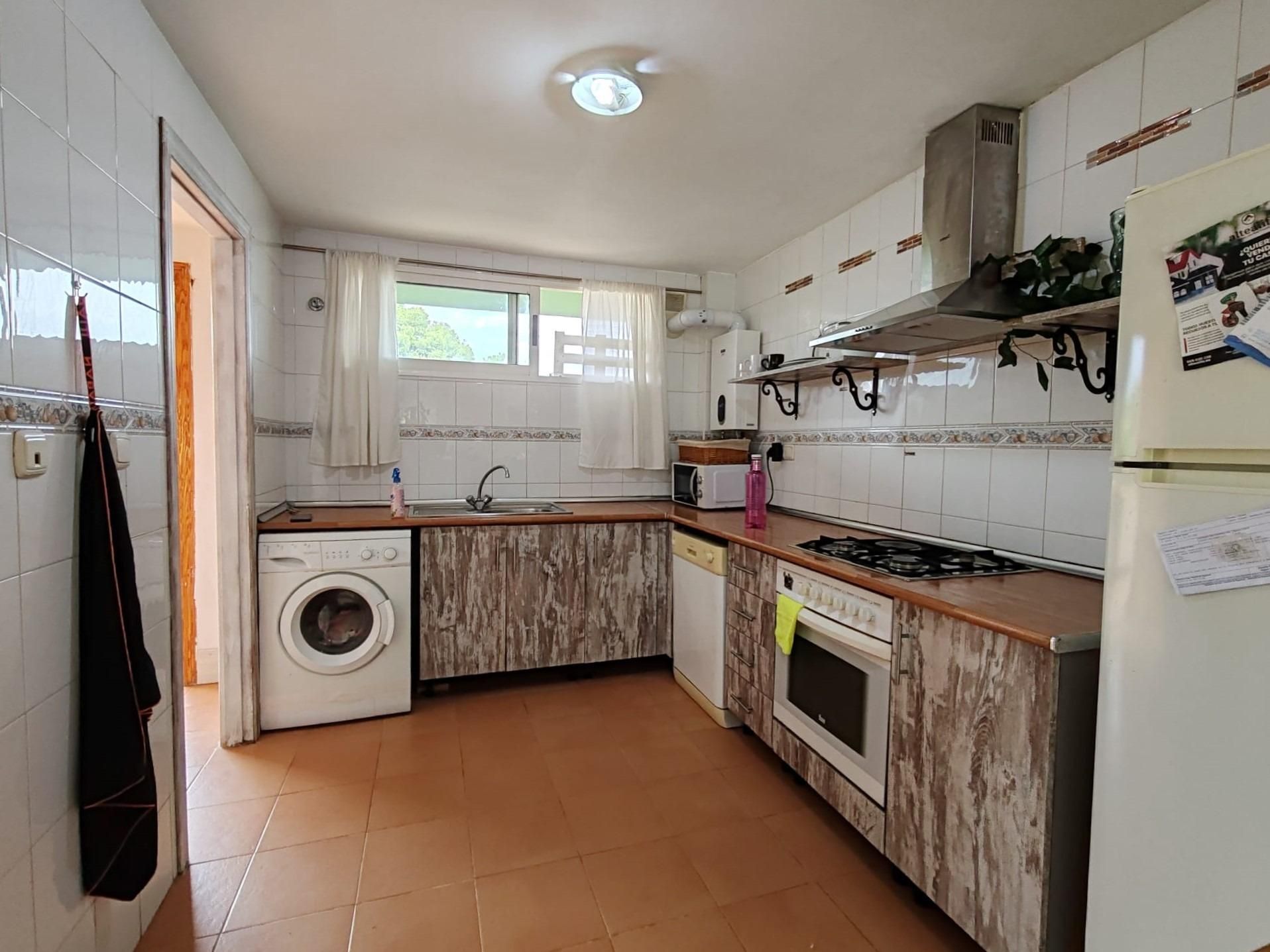 Kitchen of Flat for sale in L'Alfàs del Pi  with Air Conditioner, Heating and Private garden