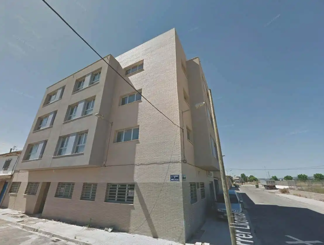 Piso con ascensor en venta en Calle MELILLA 23, imagen 2