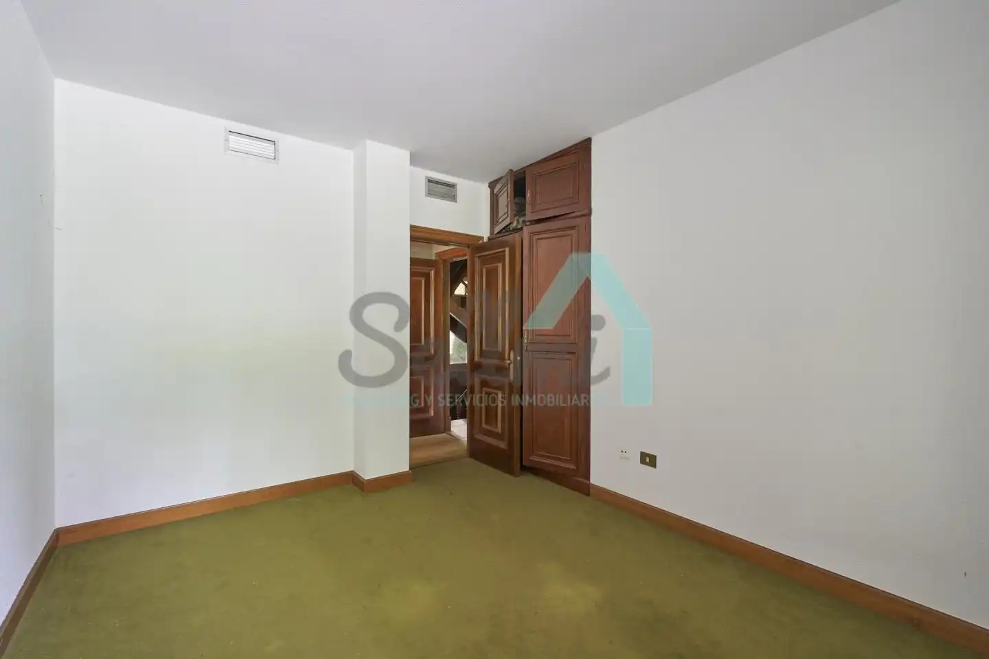 Casa o xalet en venda en Gijón  amb Aire condicionat, Jardí privat i Parquet