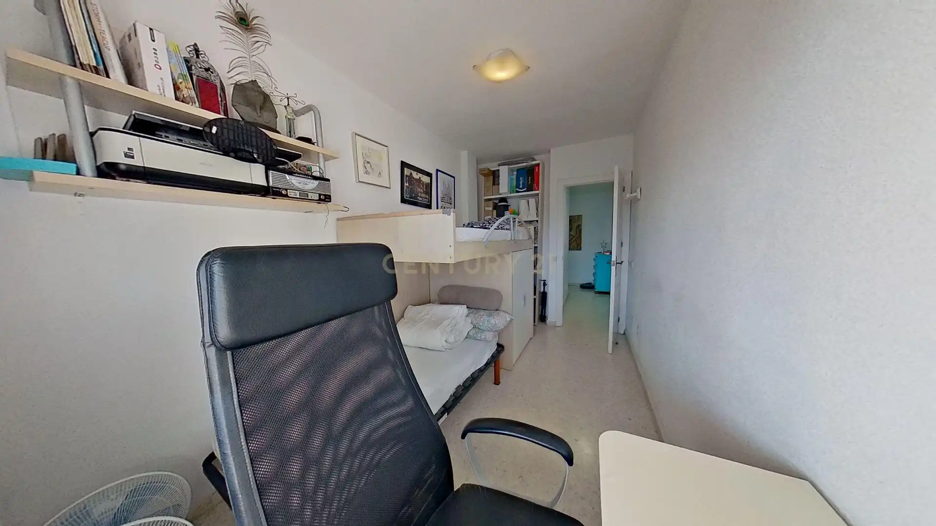 Dormitori de Apartament en venda en Rincón de la Victoria amb Aire condicionat, Piscina i Balcó