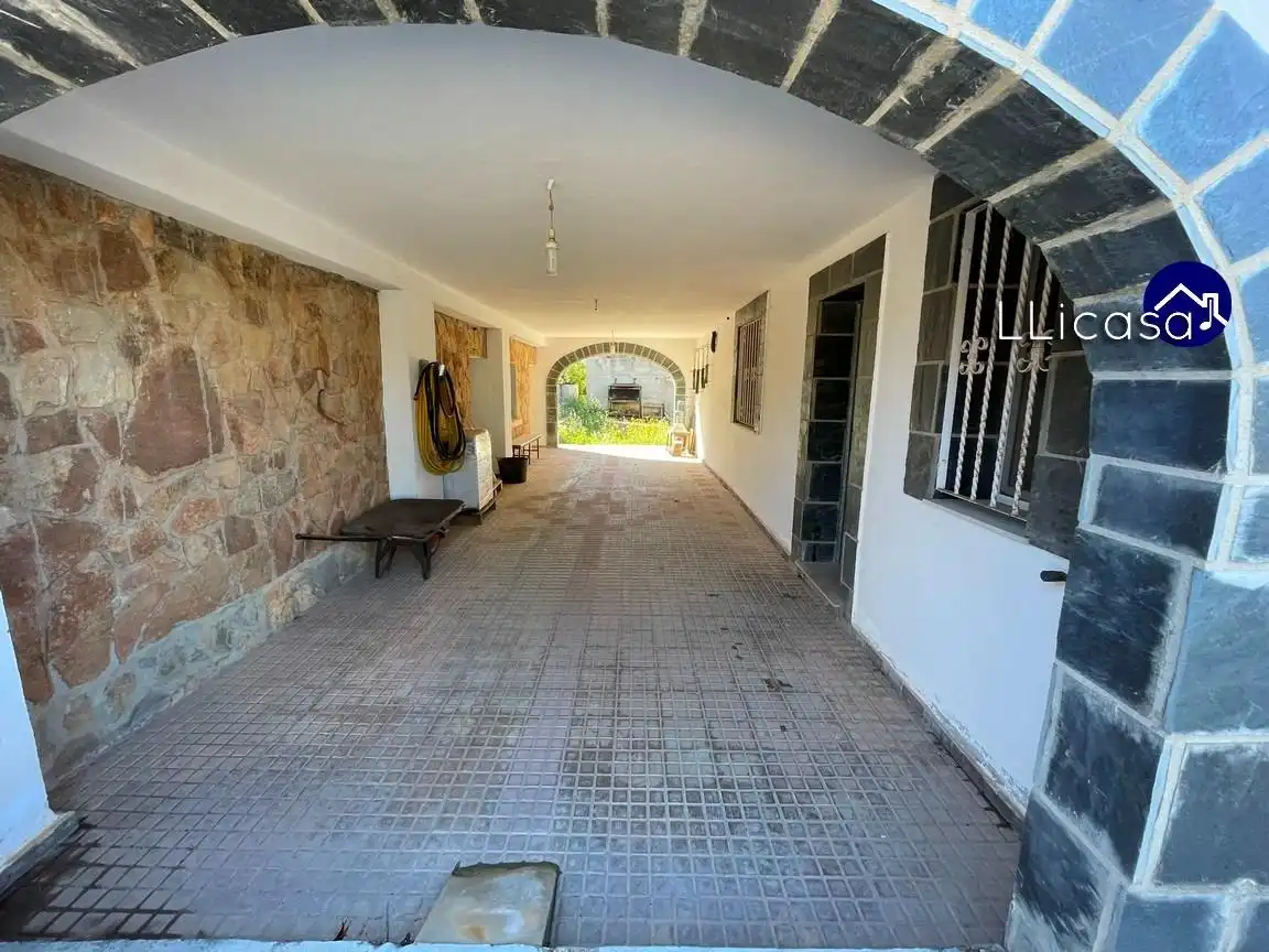 Casa o chalet en venta en La Pobla de Vallbona con Calefacción, Jardín privado y Terraza
