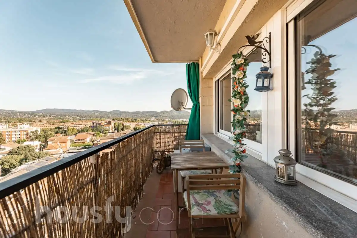 Terrasse von Wohnung zum Verkauf in Rubí mit Klimaanlage, Heizung und Parkett