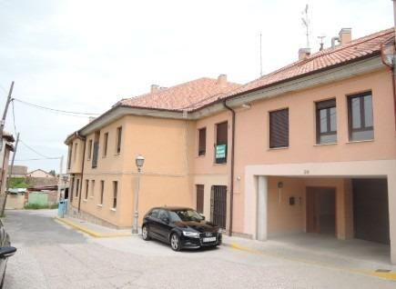 Vista exterior de Casa o xalet en venda en Espirdo amb Terrassa i Balcó