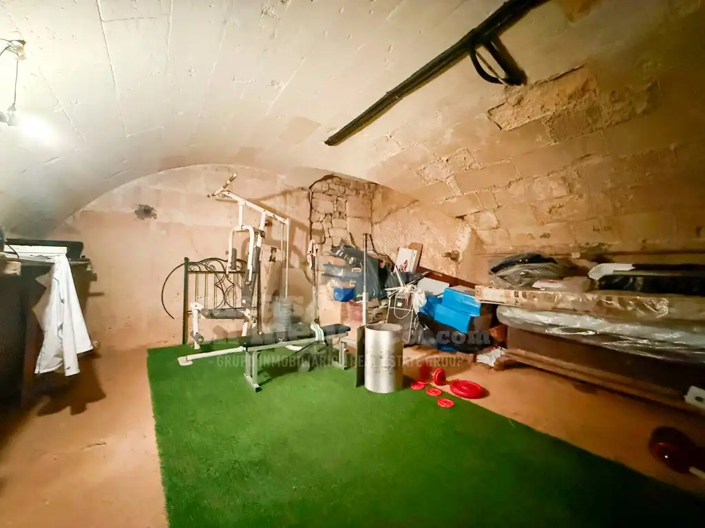 Ground floor for sale in Es Castell  with Private garden and Terrace