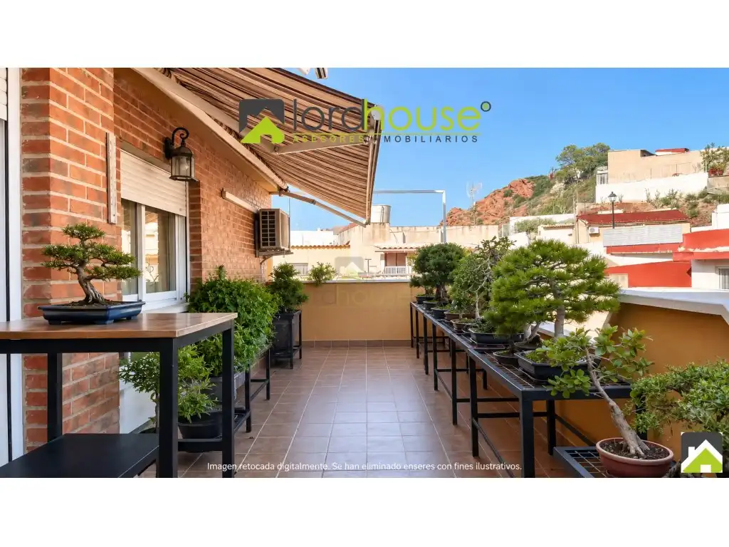 Ático con ascensor en venta en Calle Abellaneda, imagen 2