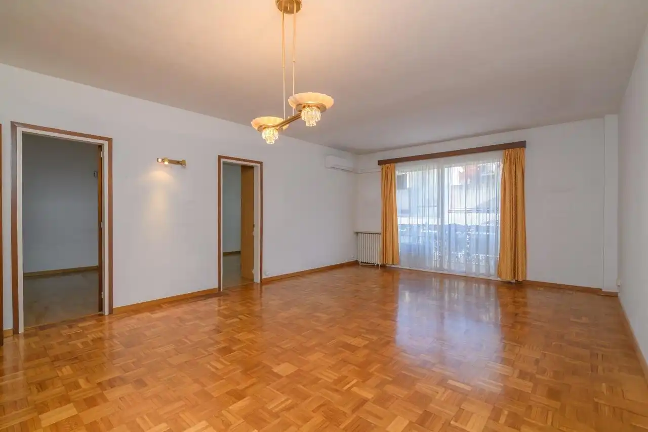 Sala de estar de Piso en venta en Barcelona con Calefacción y Parquet
