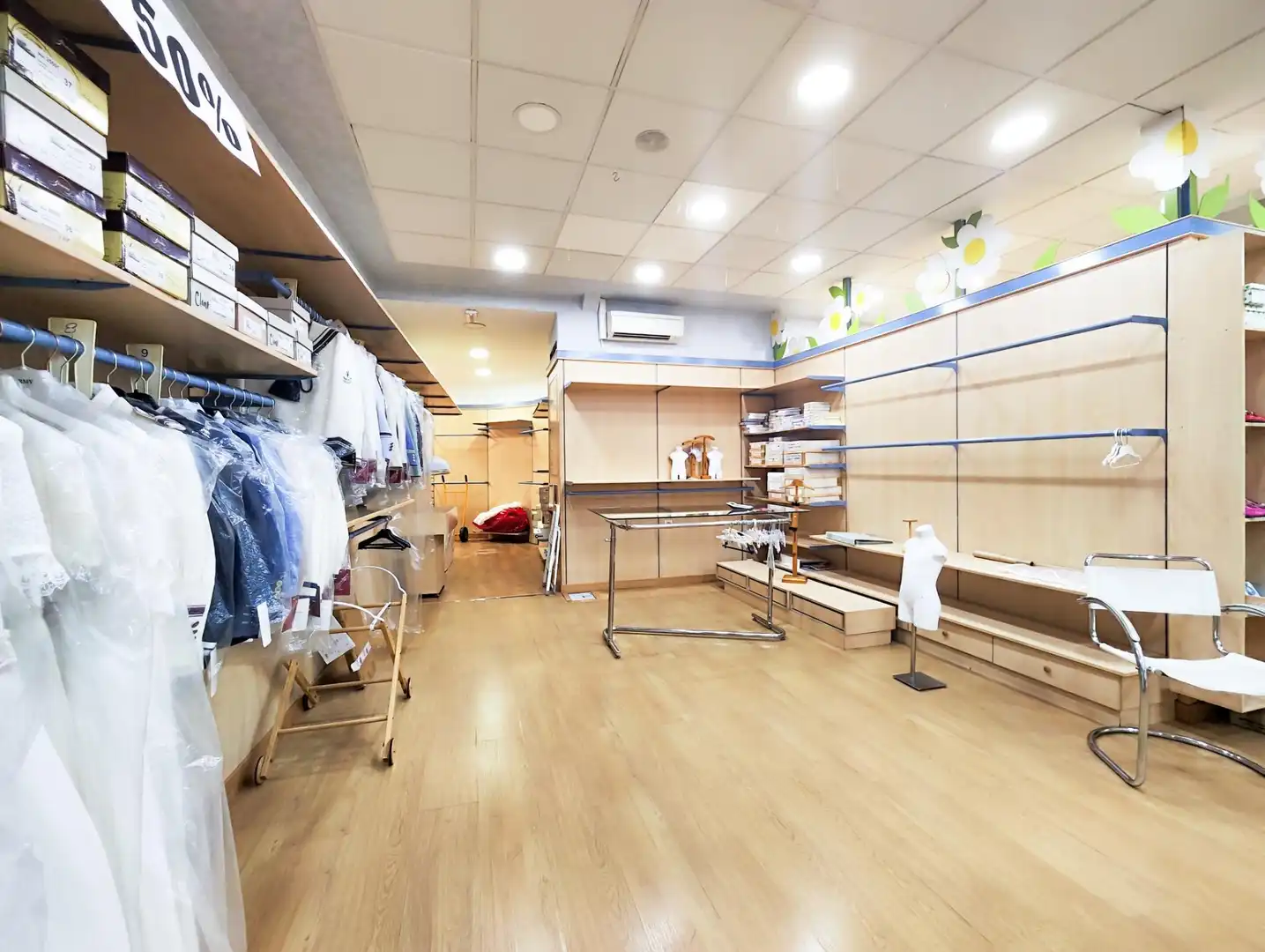 Commercial properties for rent in Puertollano  with Air Conditioner, Parquet flooring and Furnished
