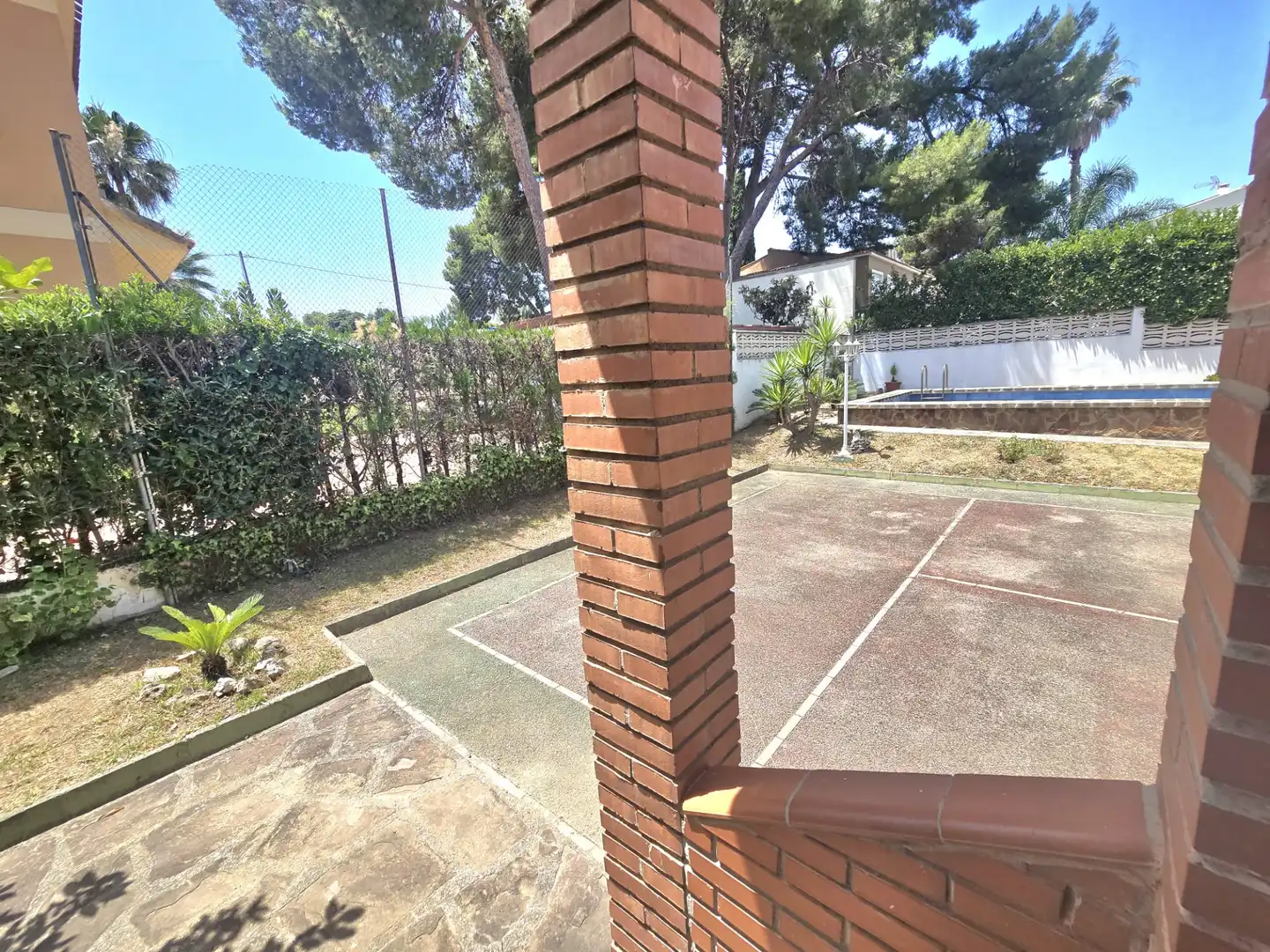 Parking de Casa o chalet en venta en L'Eliana con Calefacción, Jardín privado y Terraza