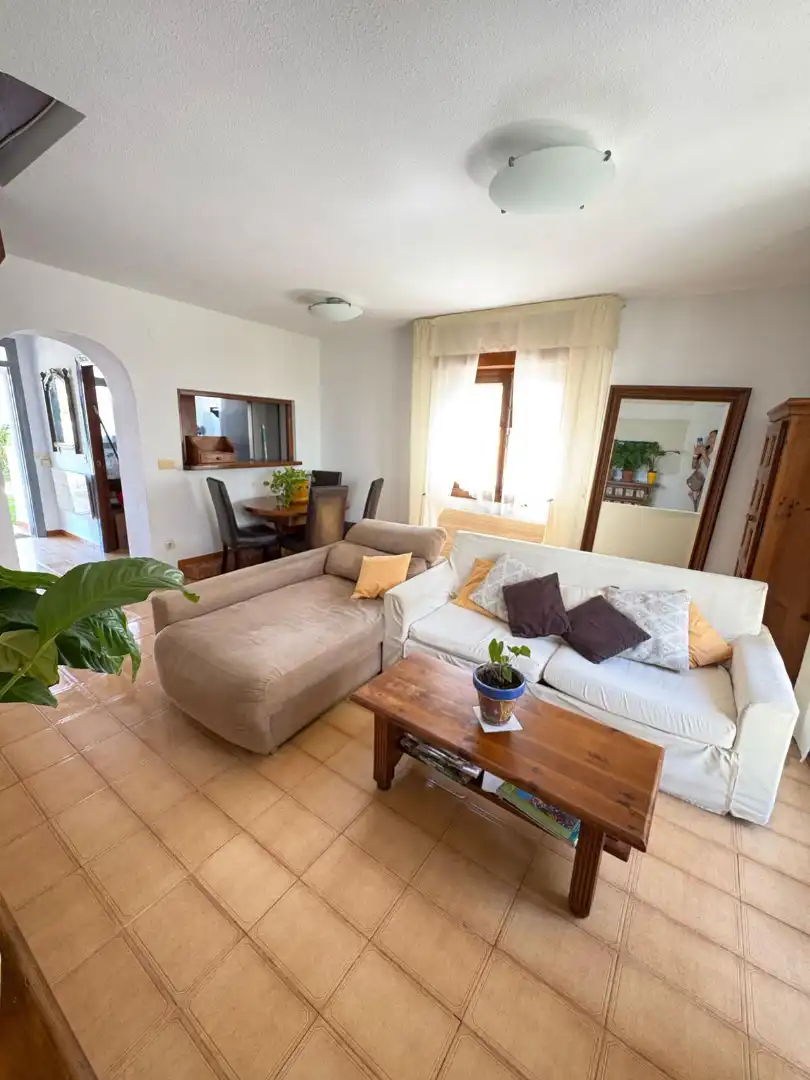 Detached homes for sale in Avenida Esperanto, 138, Centro Internacional
