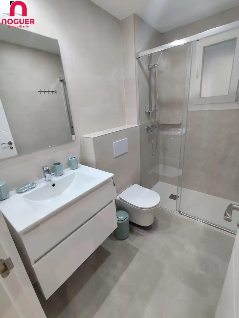Baño de Piso de alquiler en Córdoba con Aire acondicionado, Calefacción y Amueblado