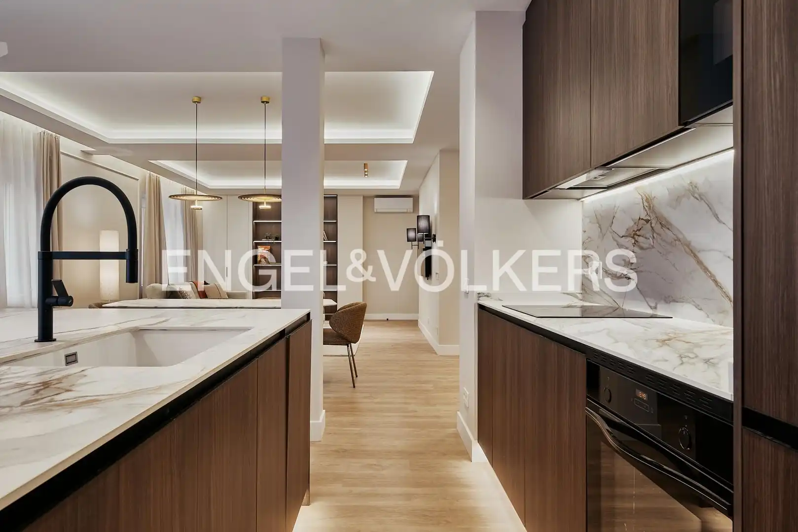 Piso con ascensor en venta en Duque de Sesto, imagen 6