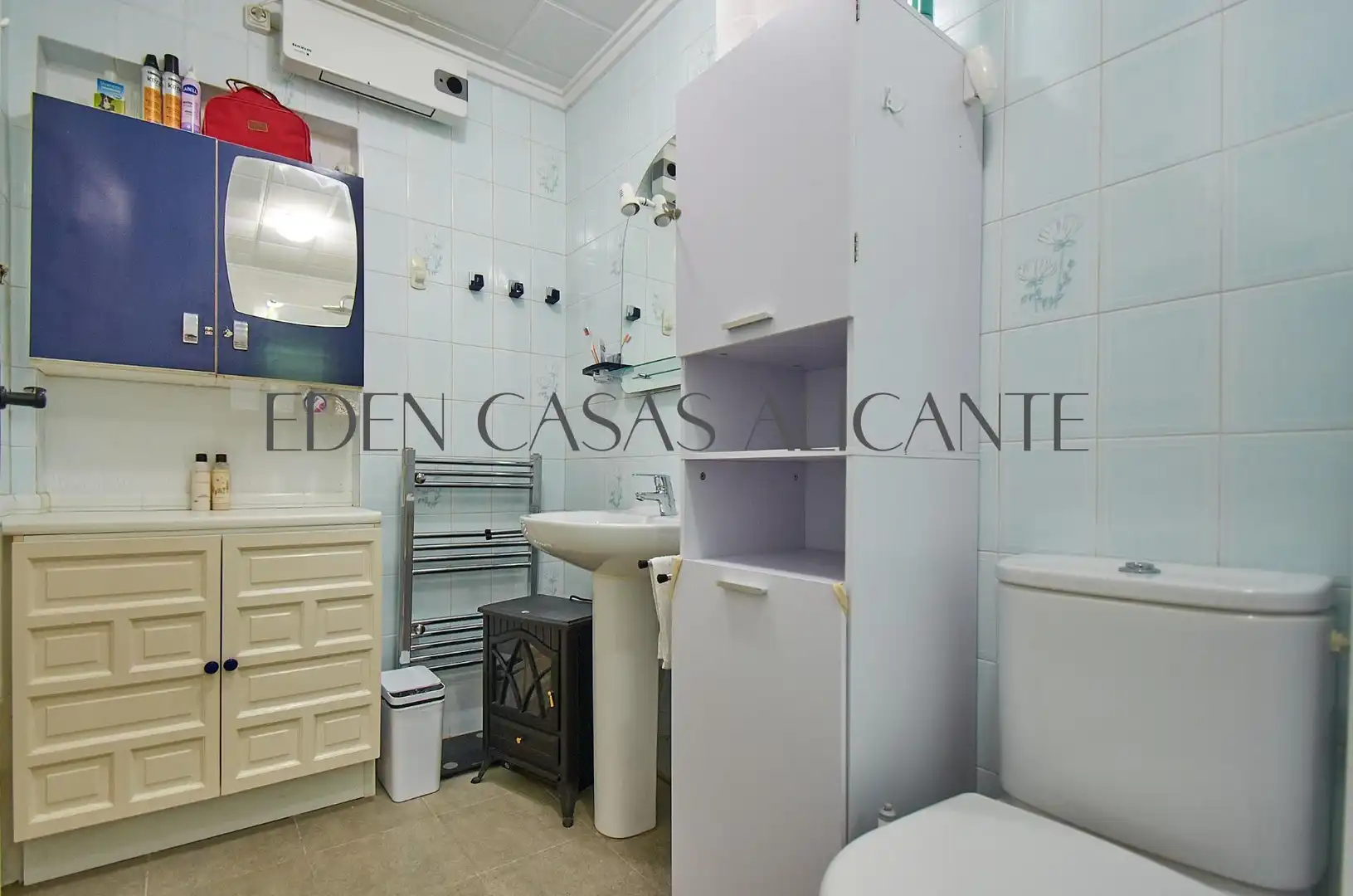 Baño de Casa o chalet en venta en El Campello con Calefacción, Jardín privado y Terraza