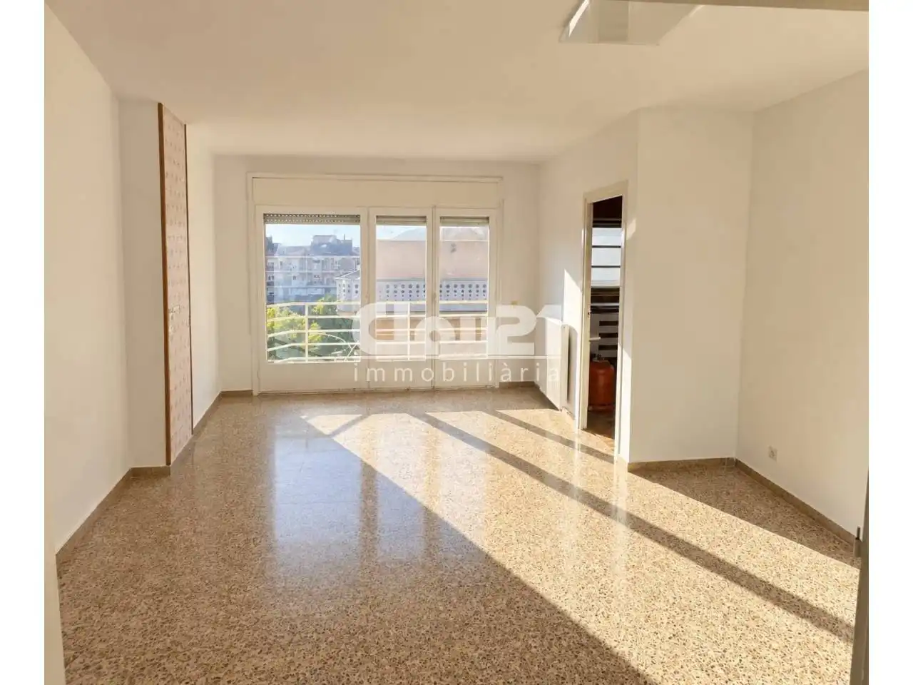 Flat with terrace for sale in Calle Pío Baroja, imagen 4