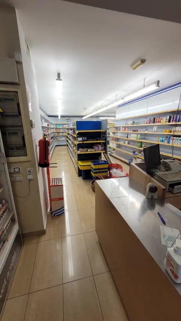Local comercial en venda a Avenida Alcalde José Fernandín 26, imagen 7