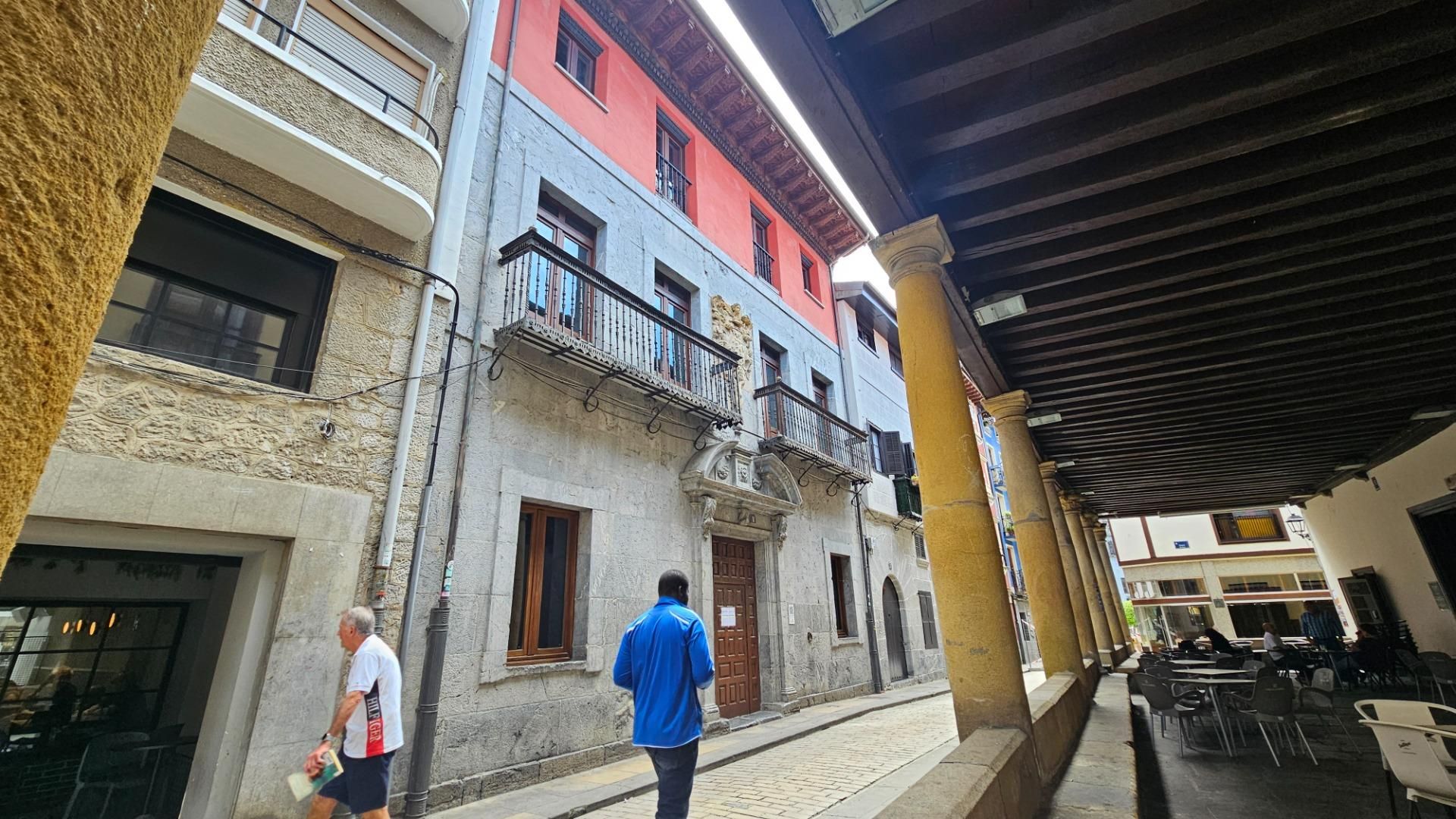 Vista exterior de Casa o xalet en venda en Markina-Xemein amb Terrassa, Traster i Balcó