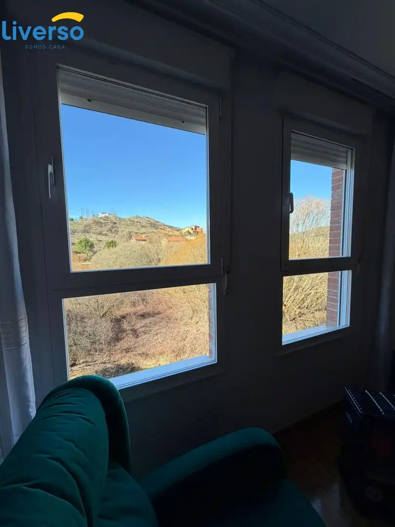 Vista exterior de Dúplex en venda en Huerta de Rey amb Traster