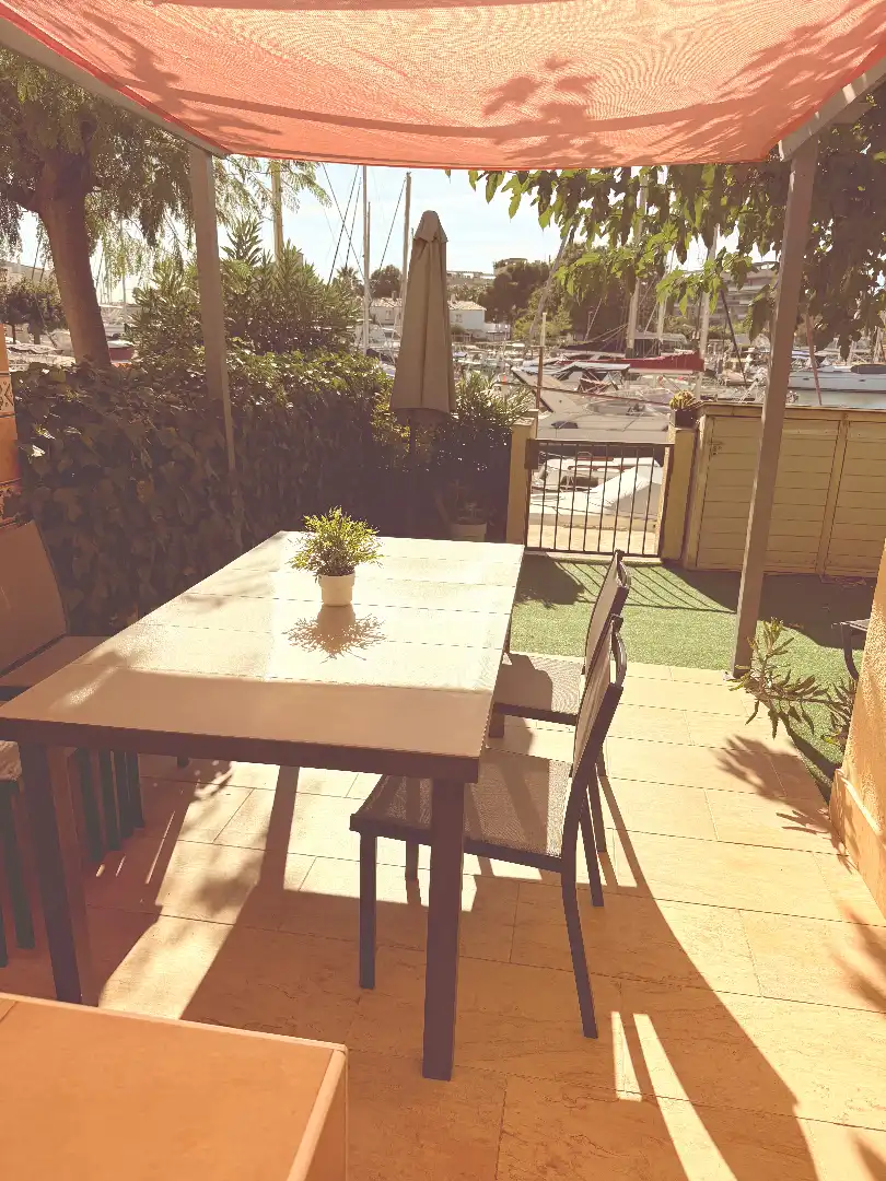 Reihenhaus mit Terrasse zum Verkauf in Avinguda del Nord 59, imagen 11